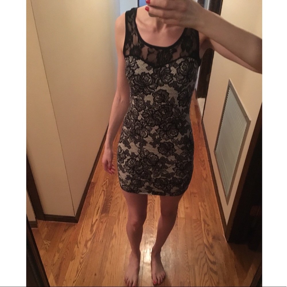 Tight floral with lace cotton dress